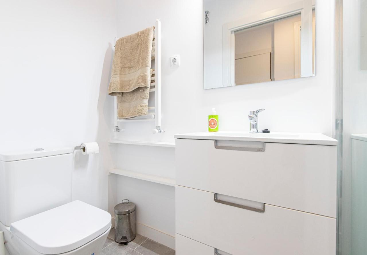 Apartamento 3 Habitaciones En El Barrio Justicia Madrid Bagian luar foto
